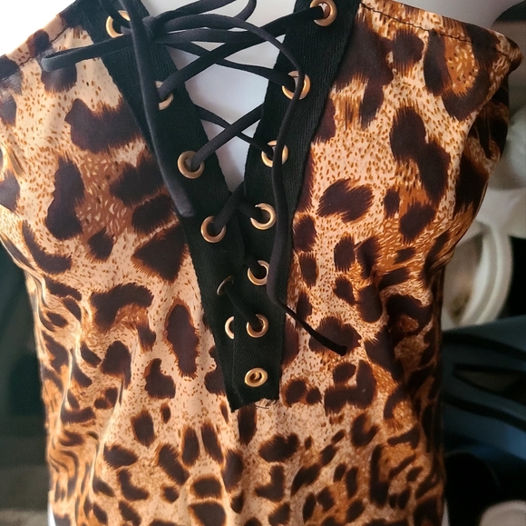 Leopard & black lace up front body suit sz M - Picture 6 of 6
